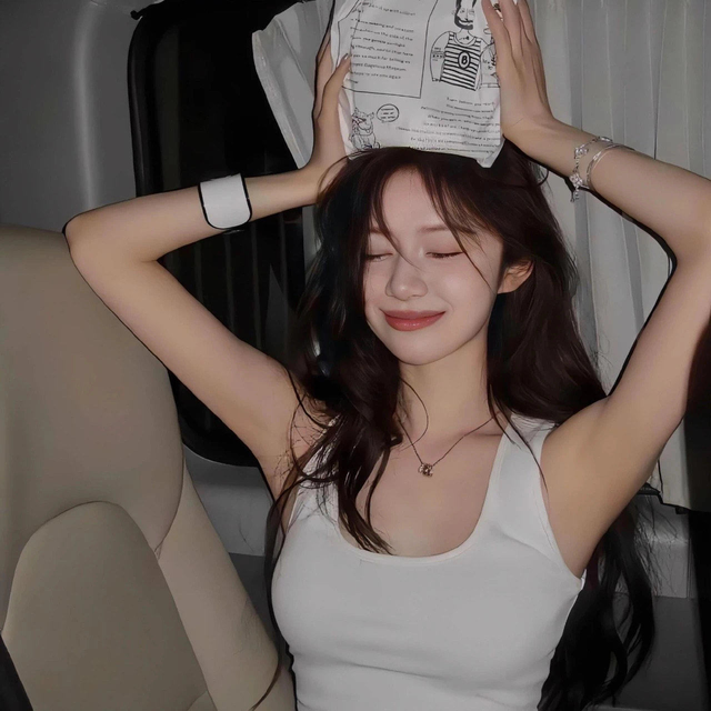 18岁禁止软件应用界面展示